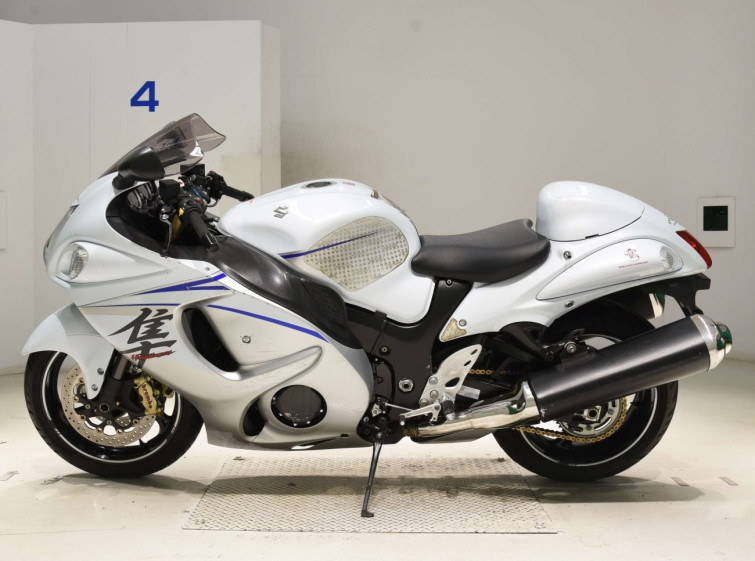 Мотоцикл Suzuki GSX1300R HAYABUSA з пробігом 11135 km