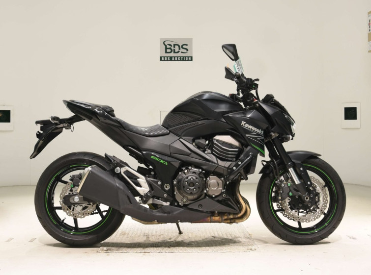 Мотоцикл Kawasaki Z800 с пробегом 4946 km