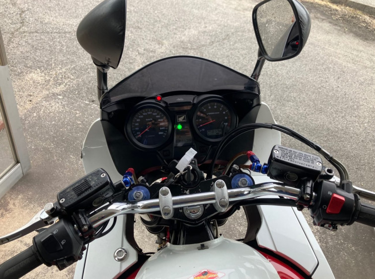 Мотоцикл Honda CB1300SF з пробігом 93595 km