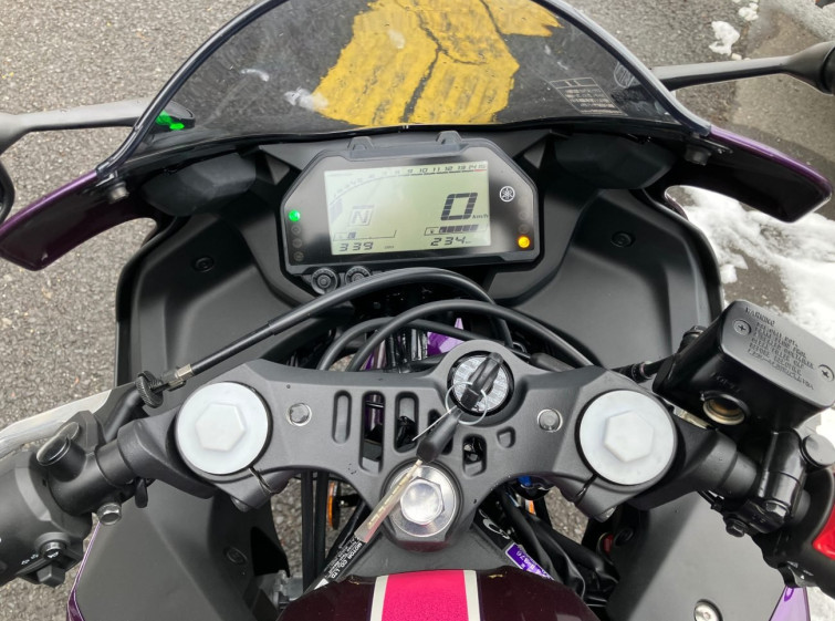 Мотоцикл Yamaha YZF-R25 з пробігом 234 km
