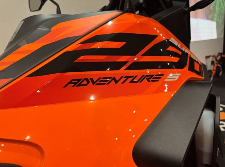 Мотоцикл KTM 1190 ADVENTURE з пробігом 1 km