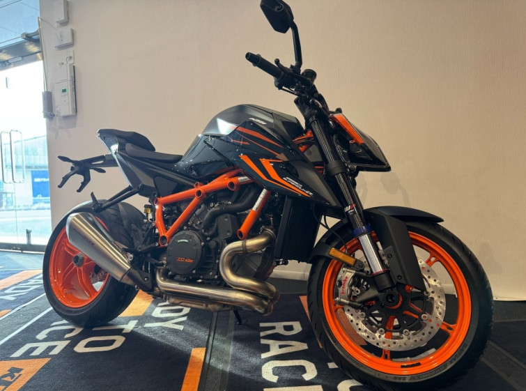 Мотоцикл KTM 1290 SUPERDUKE R з пробігом 1 km