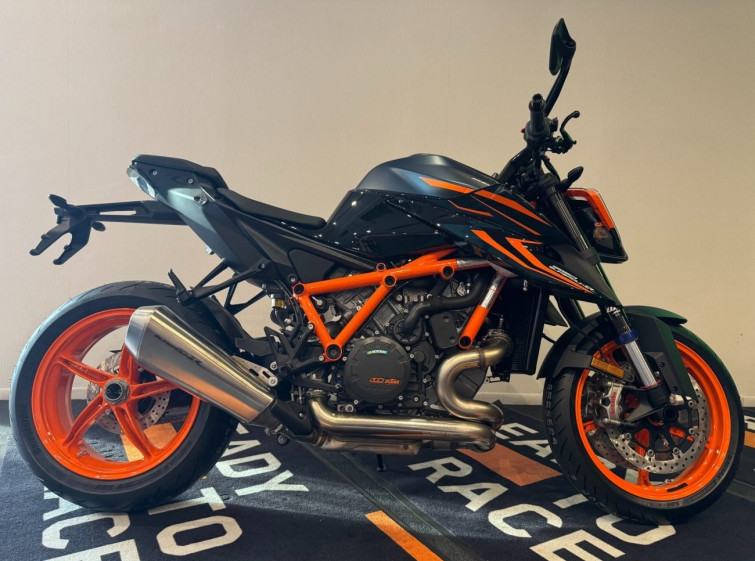 Мотоцикл KTM 1290 SUPERDUKE R з пробігом 1 km
