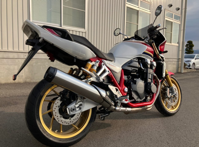 Мотоцикл Honda CB1300SF с пробегом 5127 km