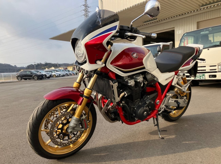 Мотоцикл Honda CB1300SF с пробегом 5127 km