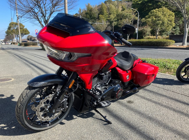 Мотоцикл HD FLTRXSTSE CVO з пробігом 10 km