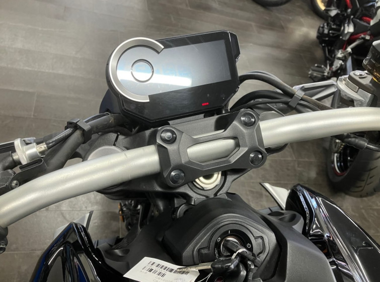 Мотоцикл Honda CB1000R с пробегом 1727 km