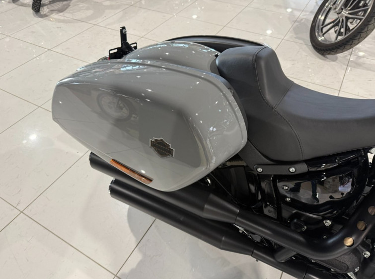 Мотоцикл HD FXLRST з пробігом 3 km