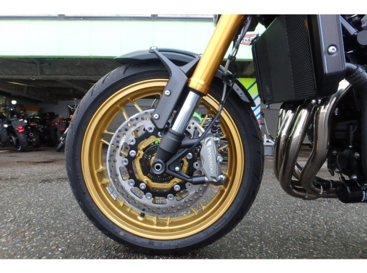 Мотоцикл Kawasaki Z900RS SE з пробігом 35 km