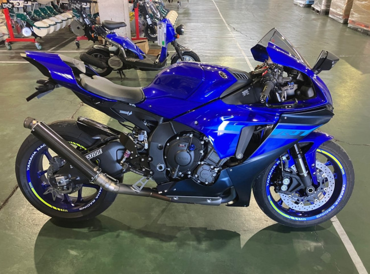 Мотоцикл Yamaha YZF-R1 с пробегом 8188 km