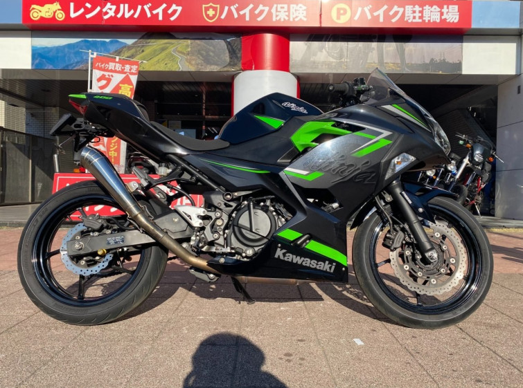 Мотоцикл Kawasaki NINJA400 з пробігом 24636 km
