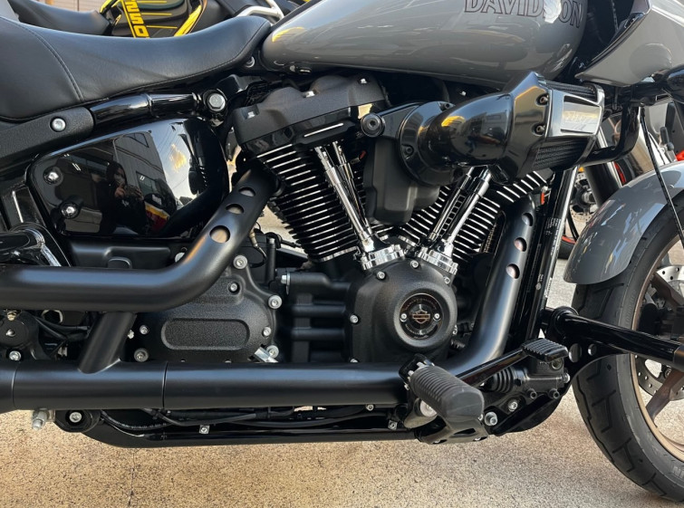 Мотоцикл HD FXLRST з пробігом 5240 km