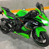 Мотоцикл Kawasaki NINJA ZX-4RR с пробегом 2425 km