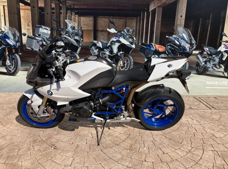 Мотоцикл BMW HP2 SPORTS с пробегом 3676 km