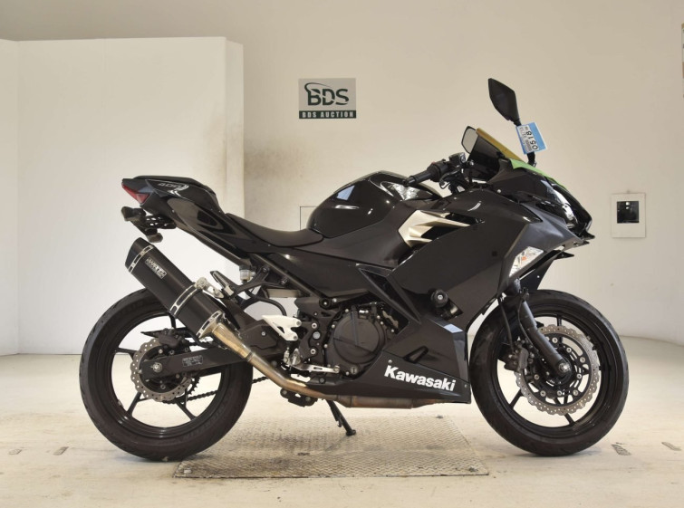 Мотоцикл Kawasaki NINJA400 с пробегом 23207 km