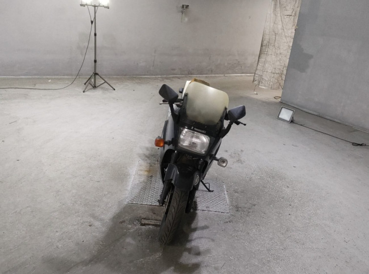 Мотоцикл Kawasaki GPZ400R з пробігом 16730 km