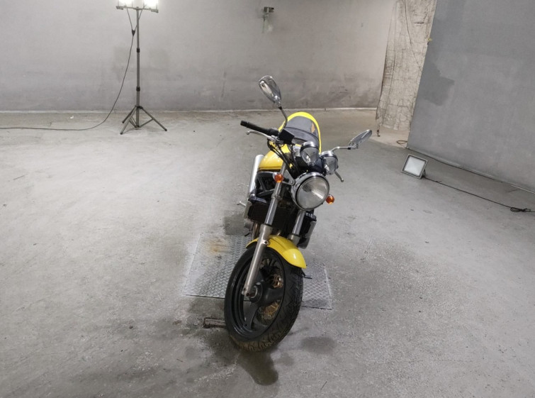 Мотоцикл Suzuki BANDIT250 с пробегом 1390 km