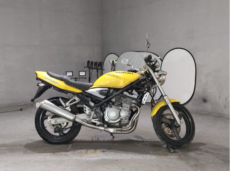 Мотоцикл Suzuki BANDIT250 с пробегом 1390 km