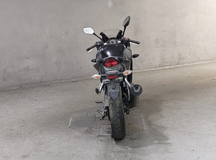 Мотоцикл Honda CBR250R