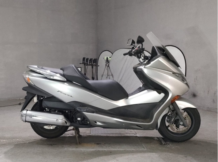 Мотоцикл Honda FORZA Z