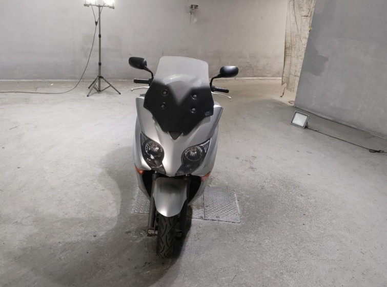 Мотоцикл Honda FORZA Z