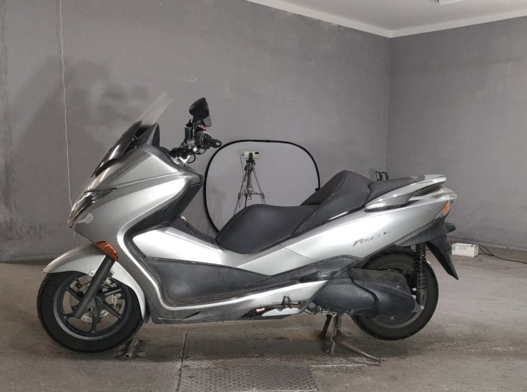 Мотоцикл Honda FORZA Z