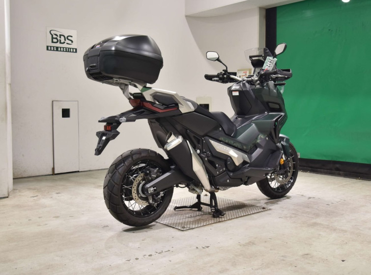 Мотоцикл Honda X-ADV750 с пробегом 5136 km
