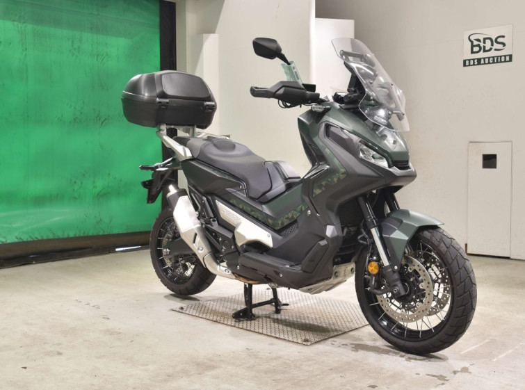 Мотоцикл Honda X-ADV750 с пробегом 5136 km