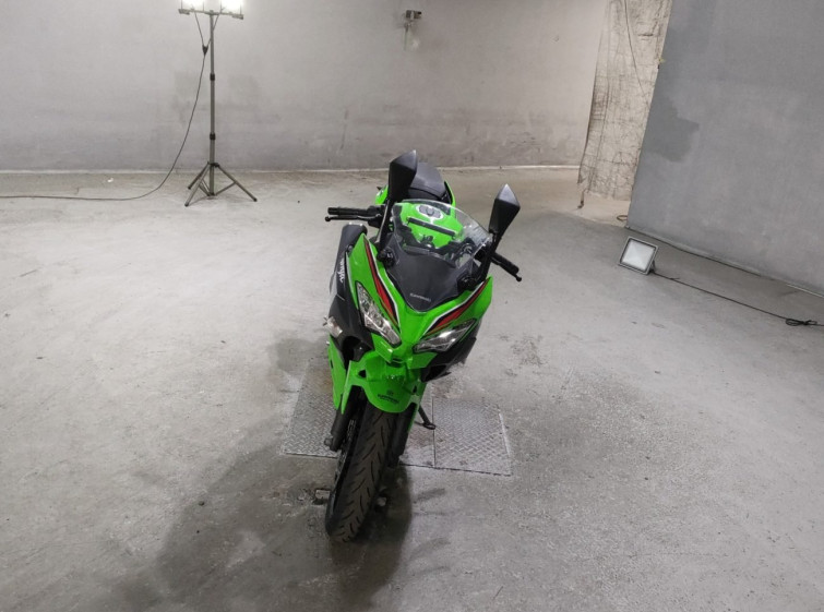 Мотоцикл Kawasaki NINJA400 с пробегом 9447 km
