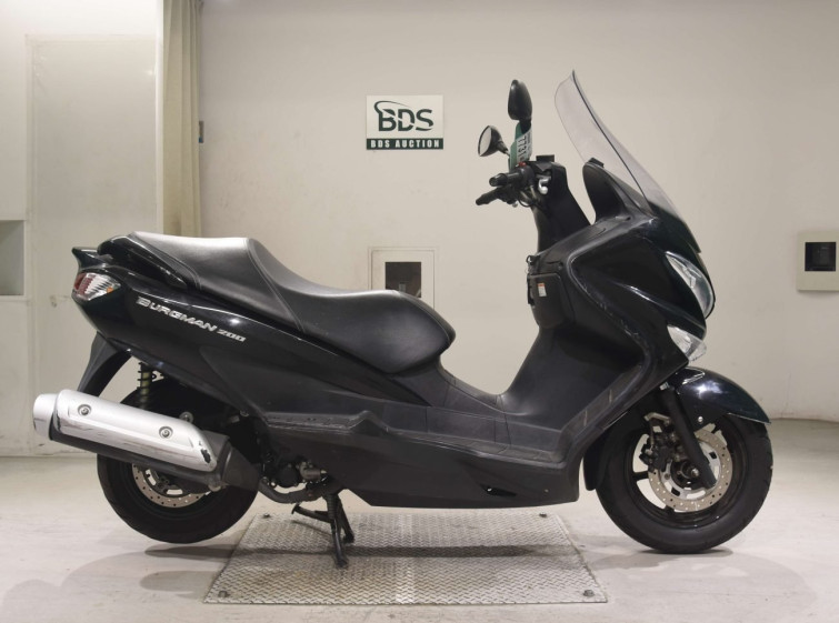 Мотоцикл Suzuki BURGMAN200 з пробігом 18360 km