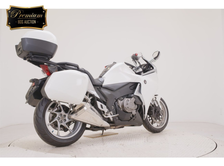 Мотоцикл Honda VFR1200FD с пробегом 44270 km