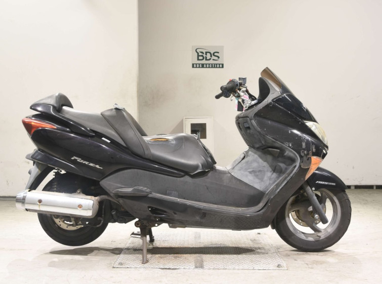 Мотоцикл Honda FORZA ZA