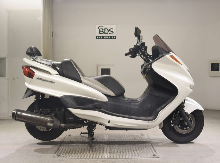 Мотоцикл Yamaha MAJESTY 250C с пробегом 47416 km