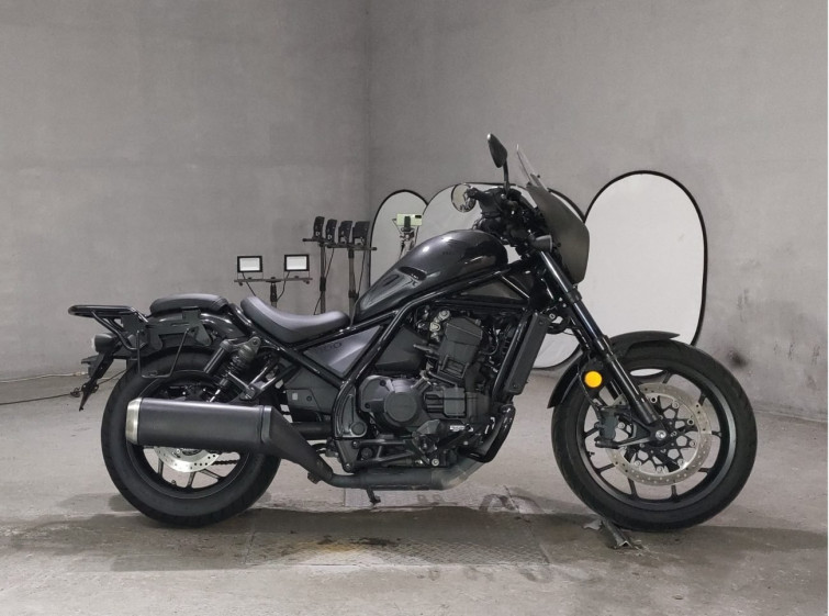 Мотоцикл Honda REBEL CMX1100DCT з пробігом 13900 km