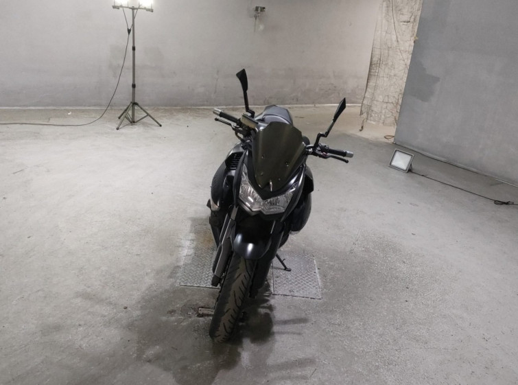 Мотоцикл Kawasaki Z1000 с пробегом 36309 km