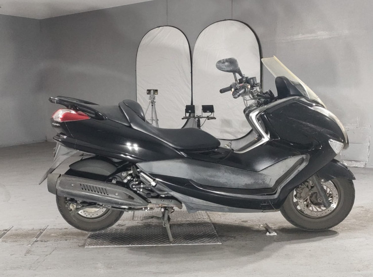 Мотоцикл Yamaha MAJESTY 250 с пробегом 48168 km