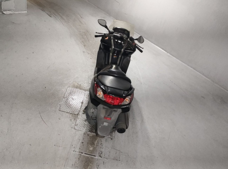 Мотоцикл Yamaha MAJESTY 250 с пробегом 48168 km