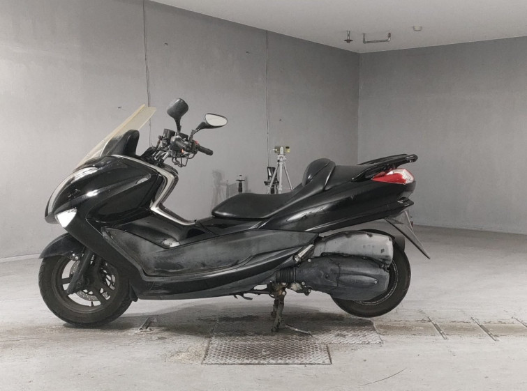 Мотоцикл Yamaha MAJESTY 250 с пробегом 48168 km