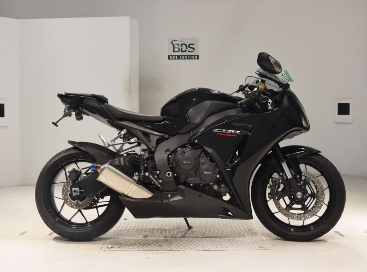 Мотоцикл Honda CBR1000RR з пробігом 25032 km