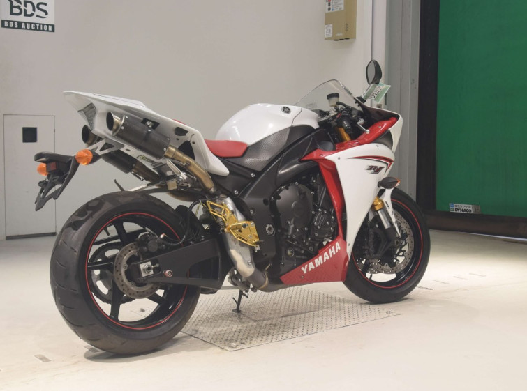 Мотоцикл Yamaha YZF-R1 с пробегом 46589 km