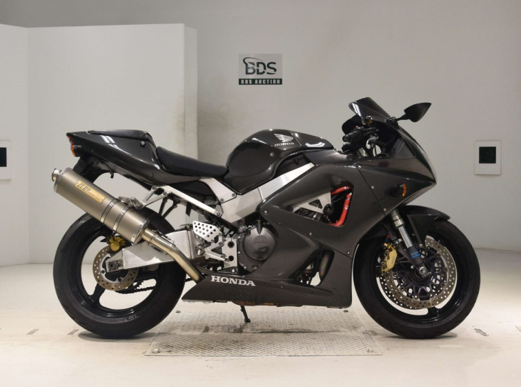 Мотоцикл Honda CBR929RR с пробегом 82384 km
