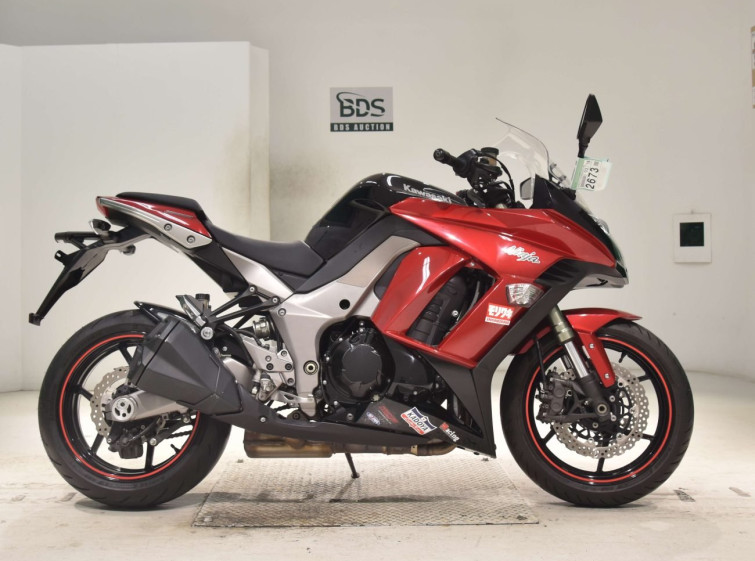 Мотоцикл Kawasaki NINJA1000 с пробегом 6940 km