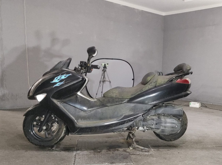 Мотоцикл Yamaha MAJESTY 250