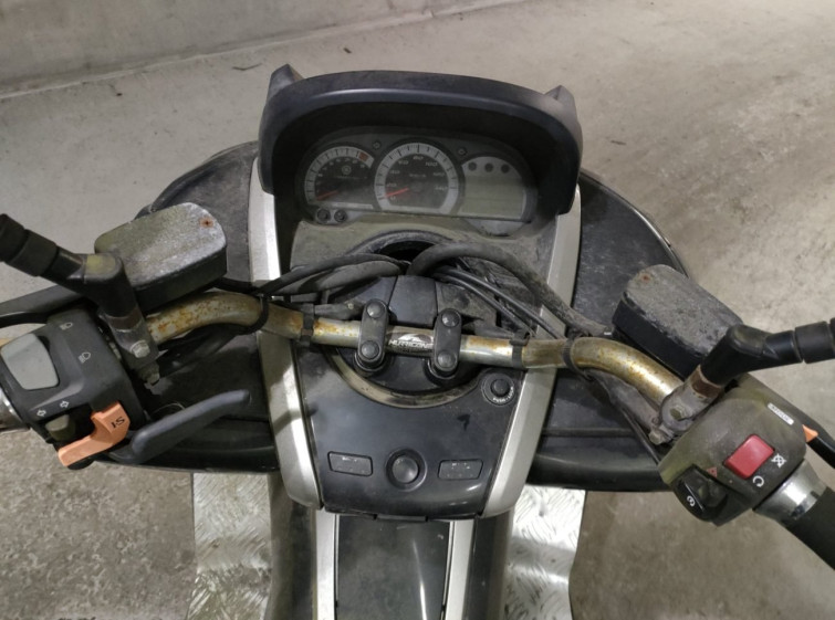 Мотоцикл Yamaha MAJESTY 250