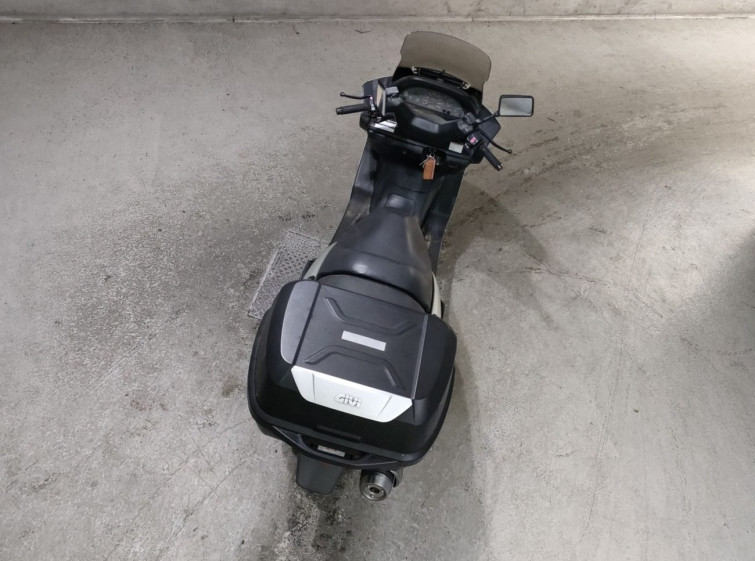 Мотоцикл Yamaha MAJESTY 250 с пробегом 37021 km