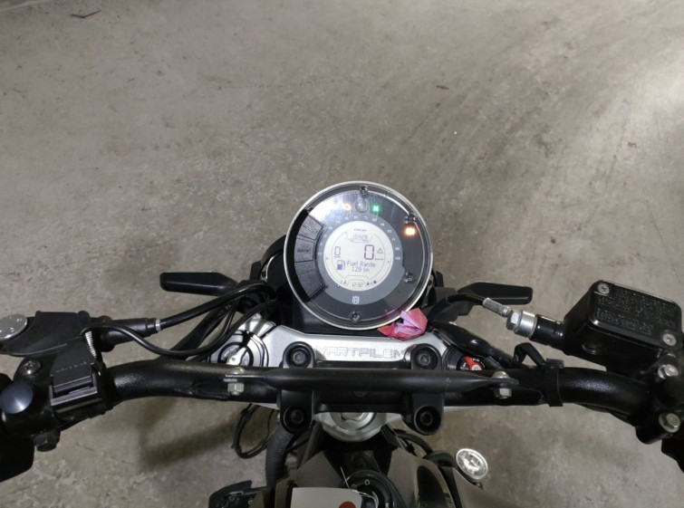 Мотоцикл Husqvarna VITPILEN 401 з пробігом 15428 km