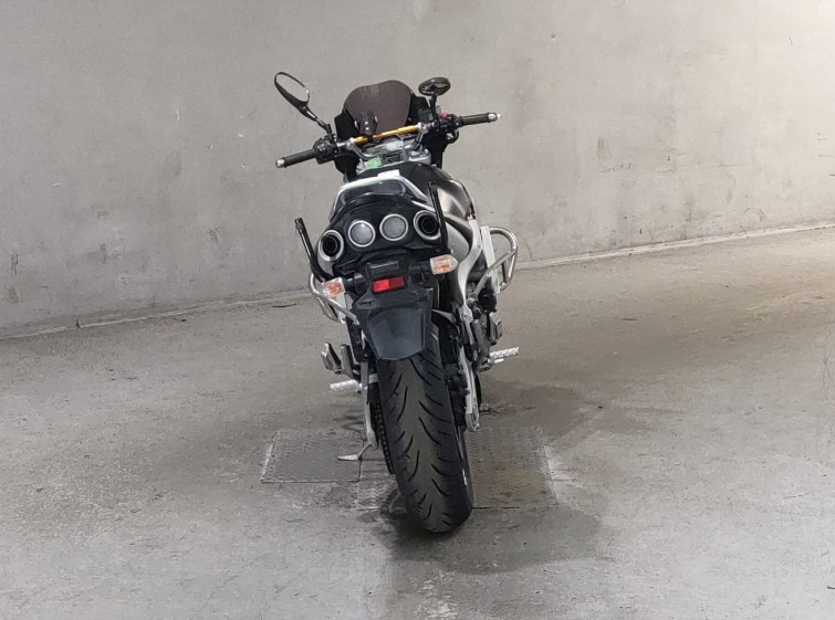 Мотоцикл Suzuki GSR400 з пробігом 31367 km