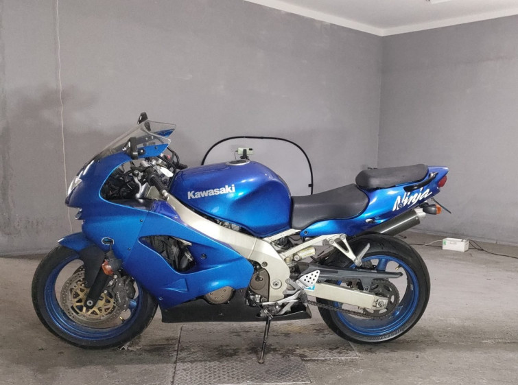Мотоцикл Kawasaki NINJA ZX-9R с пробегом 31799 km
