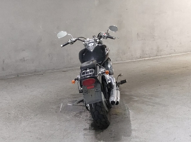 Мотоцикл Yamaha DRAGSTAR XVS400