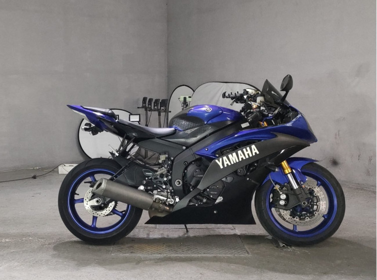 Мотоцикл Yamaha YZF-R6 с пробегом 48014 km